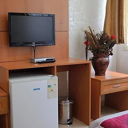 Ekol Hotel 2*