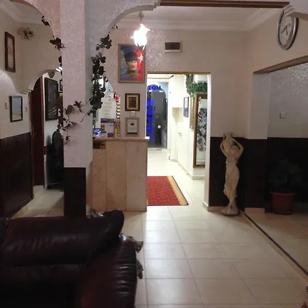 Hotel Ekol 2*