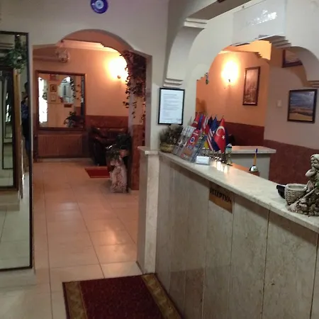 Ekol Hotel Hotell 2*