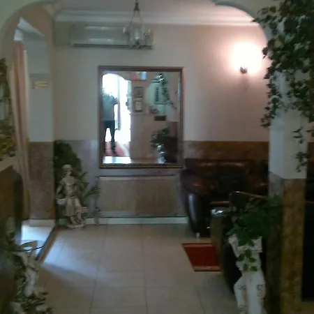 Ekol Hotel