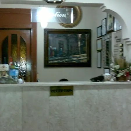 Ekol Hotel