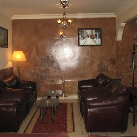 Ekol Hotel 2*