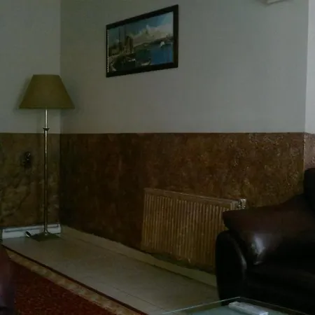 Ekol Hotel 2*