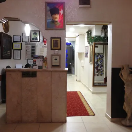 Ekol Hotel 2*
