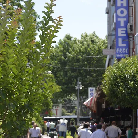 Hotel Ekol 2*