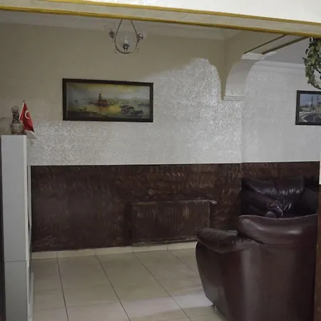 Ekol Hotel 2*