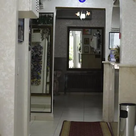Hotel Ekol 2*